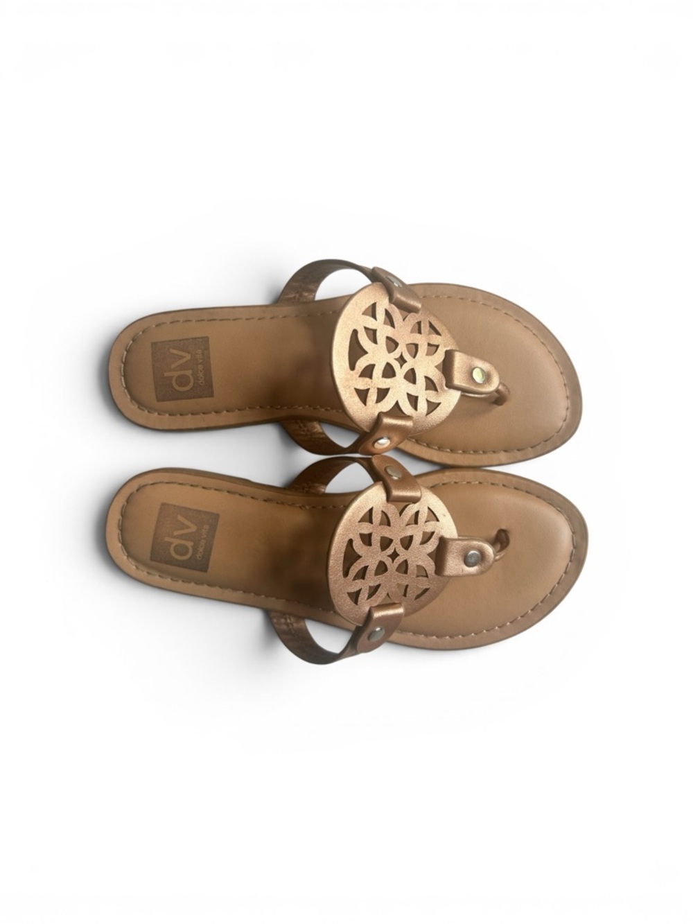 DV by Dolce Vita Copper Metallic Leather Decorative Thong Girls Sandals - Picture 2 of 3
